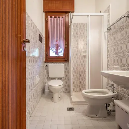 Apartamento Marinella 5 *